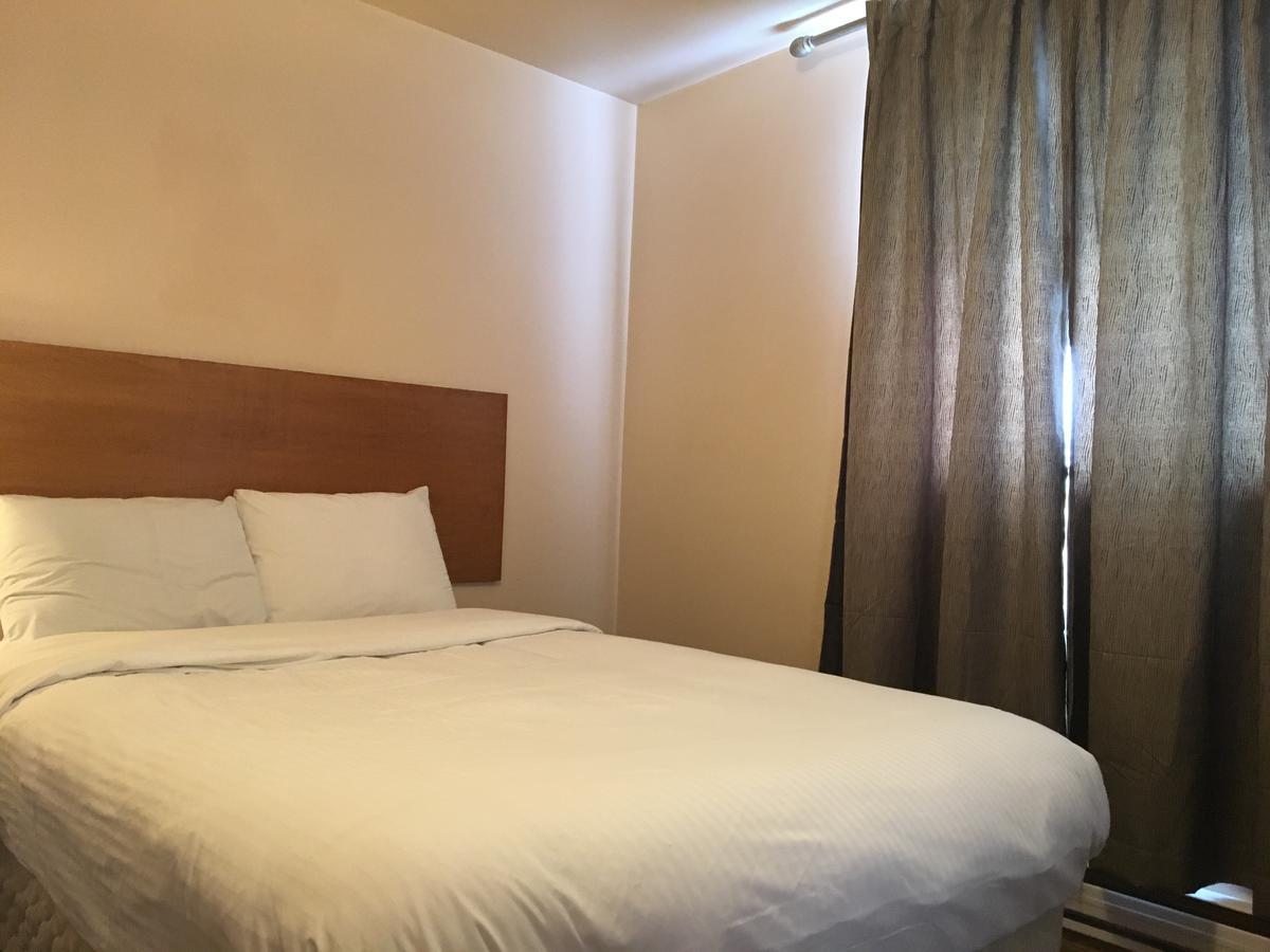 Bulldog Inns Sundre Экстерьер фото